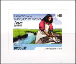 URUGUAY/SELLOS, 2013 - DERECHOS DE LOS TRABAJADORES RURALES: PESCA - YV 2622 - 1 VALOR - AUTOADHESIVO