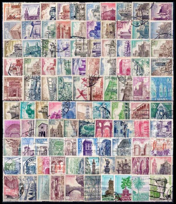 SPAIN/STAMPS - TOURISM - SITES AND PLACES - CASTLES - LOT OF 100 USED STAMPS